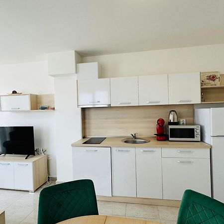Horizon 10 'В' Apartment سفيتي فلاس المظهر الخارجي الصورة